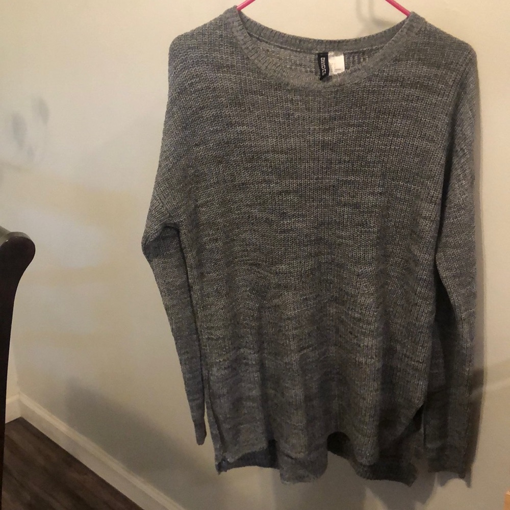 Side zip sweater from H&M divide